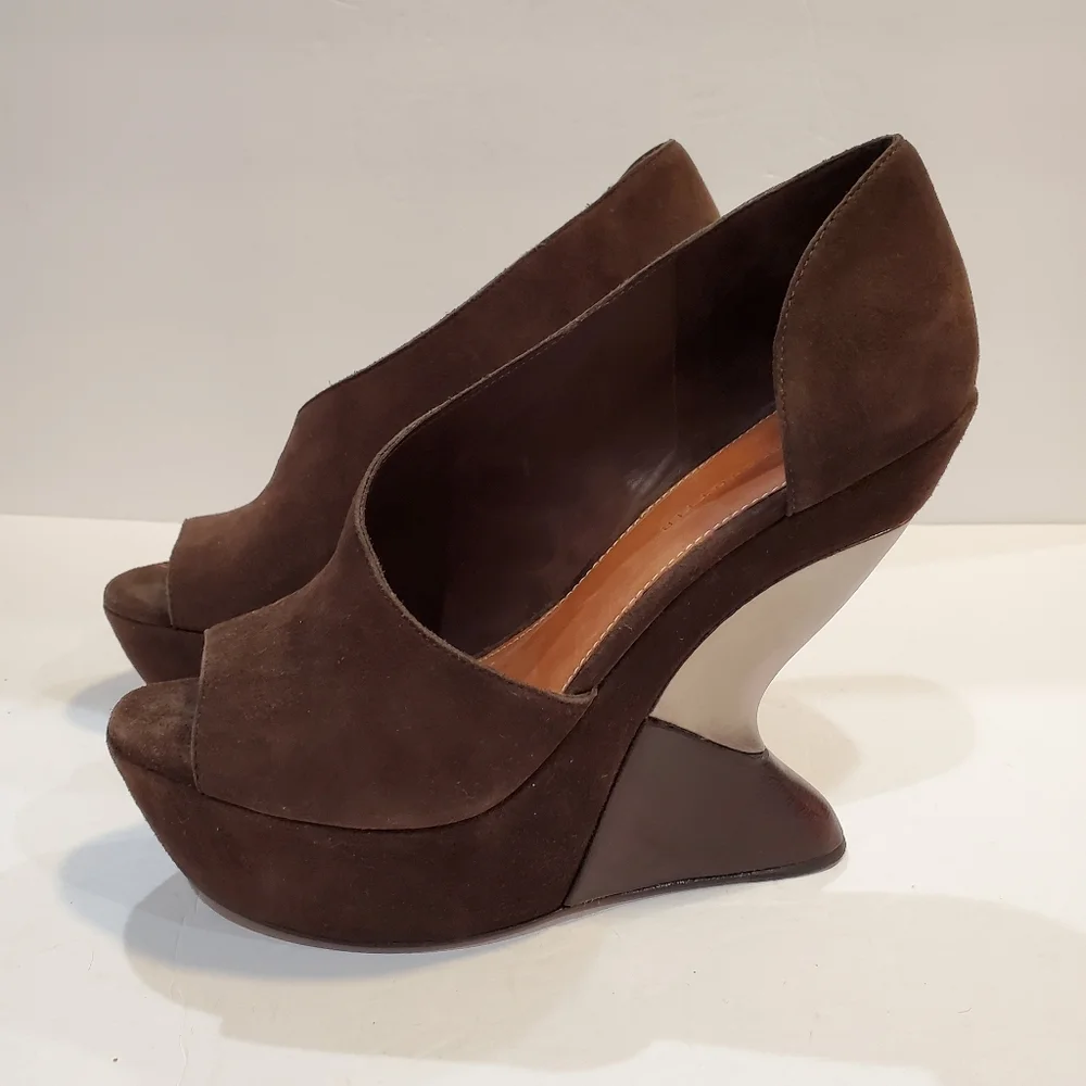 EUC Leifsdottir Brown Wedge Shoes - Picture 1 of 6